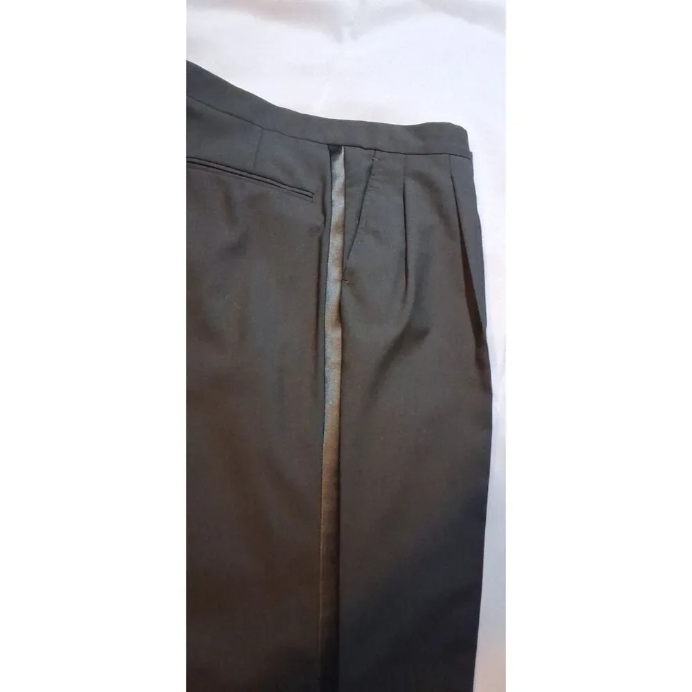 Stafford Mens Black Two-Piece Tuxedo Suit Set 42R Blazer 36x30 Pants Formal